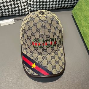 Gucci Baseball Hat with Logo and Bee Web Stripe GG Supreme Canvas Navy Blue