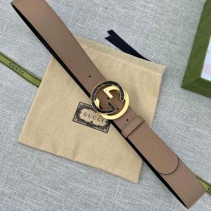 Gucci Belt with Logo and Interlocking G Buckle Grained Calfskin Taupe/Gold