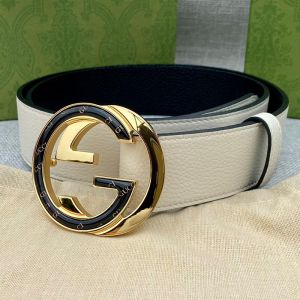 Gucci Belt with Logo and Interlocking G Buckle Grained Calfskin White/Gold