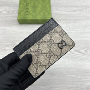 Gucci Card Case with GG Logo In GG Supreme Canvas Beige/Black
