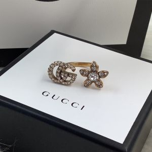 Gucci Double G Crystal Flower Ring In Gold