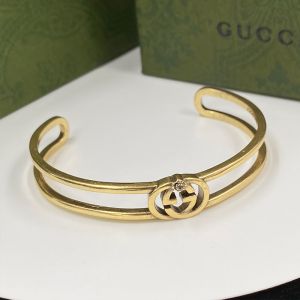 Gucci Interlocking G Cuff Bracelet In Gold