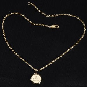 Gucci Logo Engraved Necklace In Gold